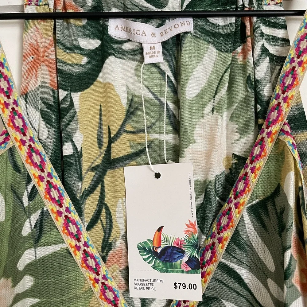 Green Halter Neck Sleeveless Maxi Sundress - Picture 5 of 6